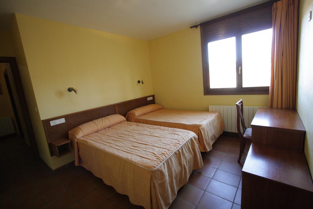 Apart-Hotel Selva Nevada La Virgen de la Vega Room photo